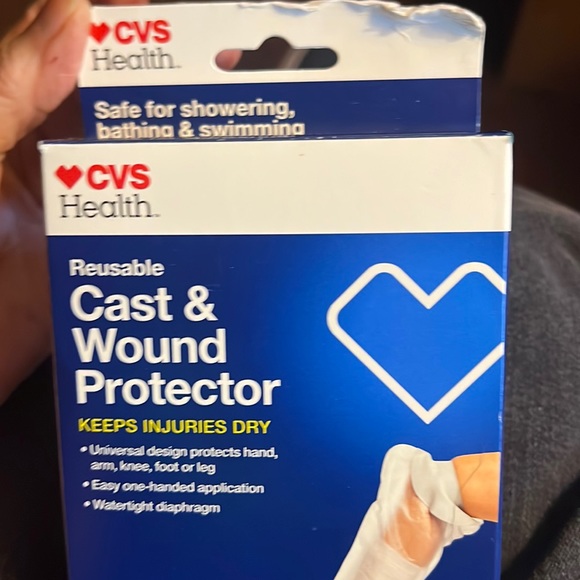 CVS. CAST. AND WOUND  PROTECTOR - Picture 1 of 4